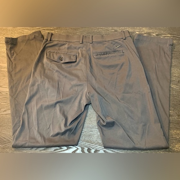 Nike Dri-Fit Golf Grey Khakis Men’s 34x34 - Picture 2 of 4